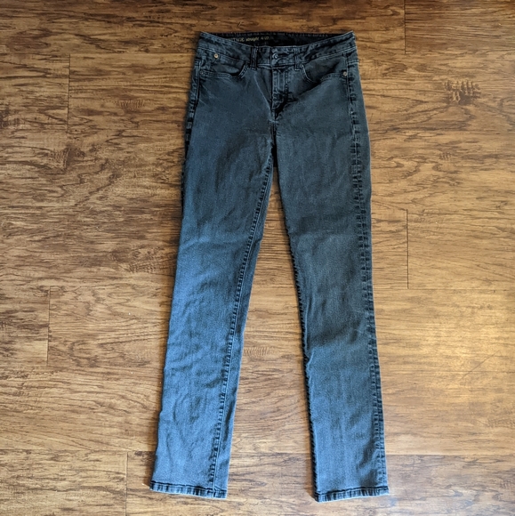 Talbots Heritage Black Straight Jeans Women's Size 4/27 - Picture 4 of 8